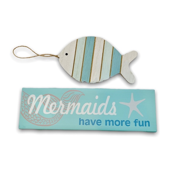 Other - Beach / Shore Themed  Decorations | 2 Pieces | NWT